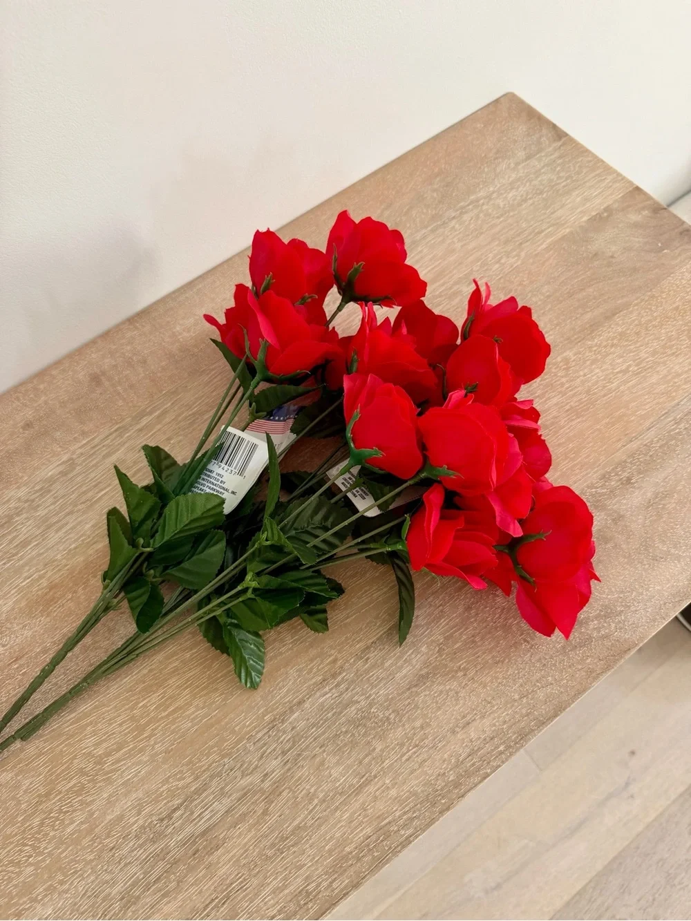 16” 3 Bunches of Artificial Red Roses